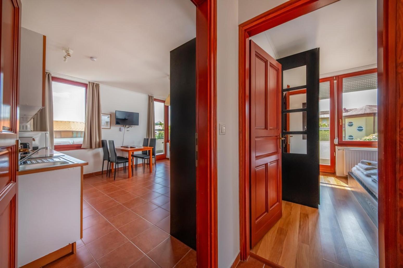 Sekli Apartman Балатонлелле Экстерьер фото